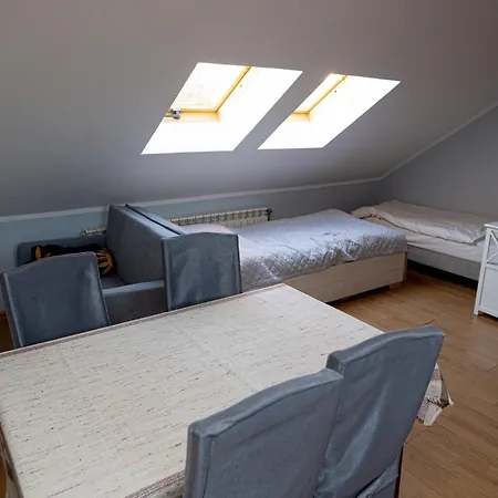 Motelik Julia منزل للإقامة *