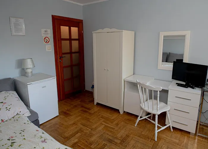 Motelik Julia سيدلس